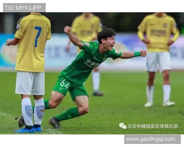 中国足球后卫寻找球星精彩瞬间揭秘 追梦征程与个人突破全纪录
